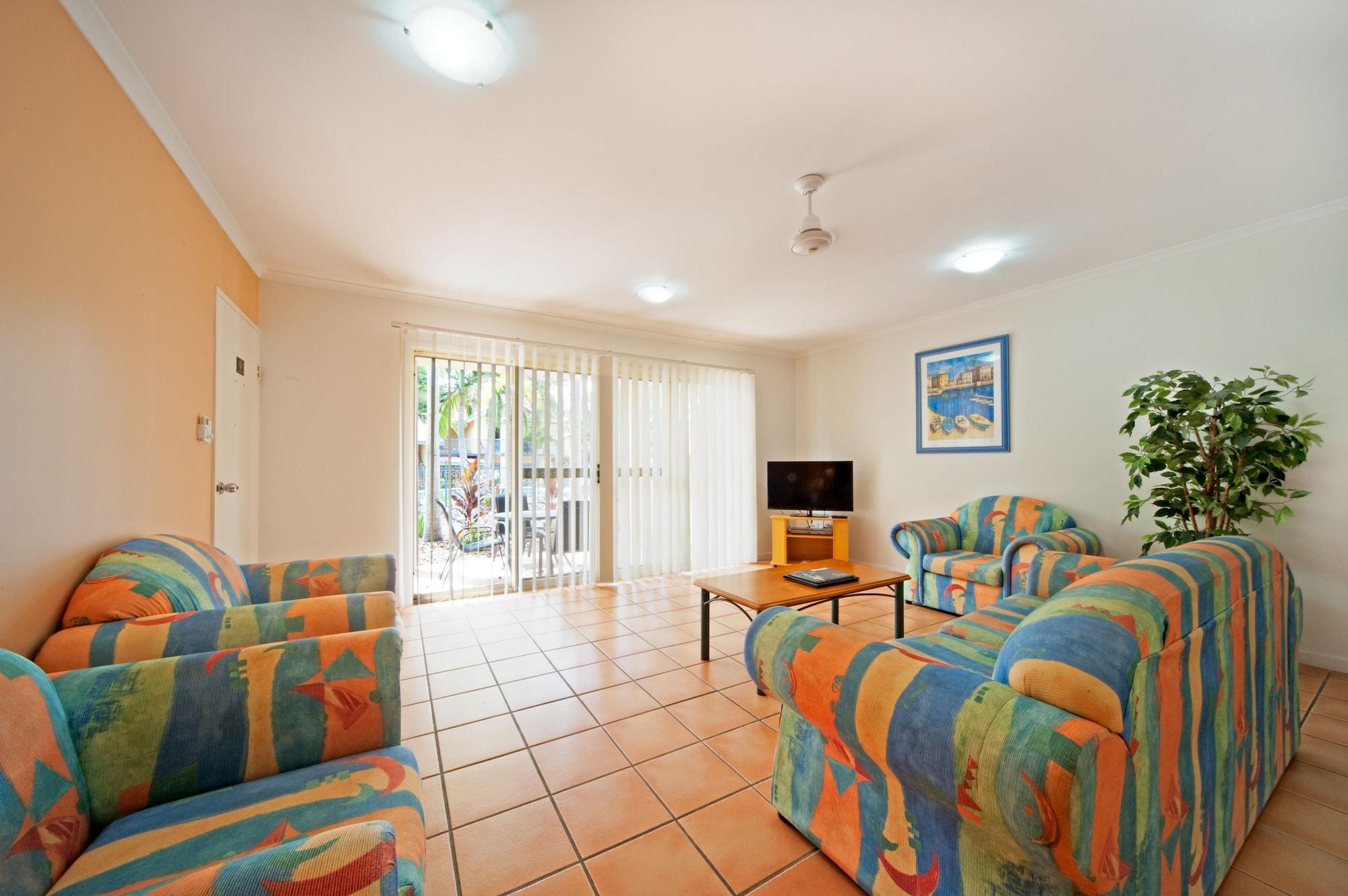 At Beach Court Holiday Villas Еърли Бийч Екстериор снимка