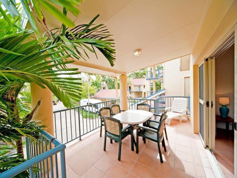 At Beach Court Holiday Villas Еърли Бийч Екстериор снимка
