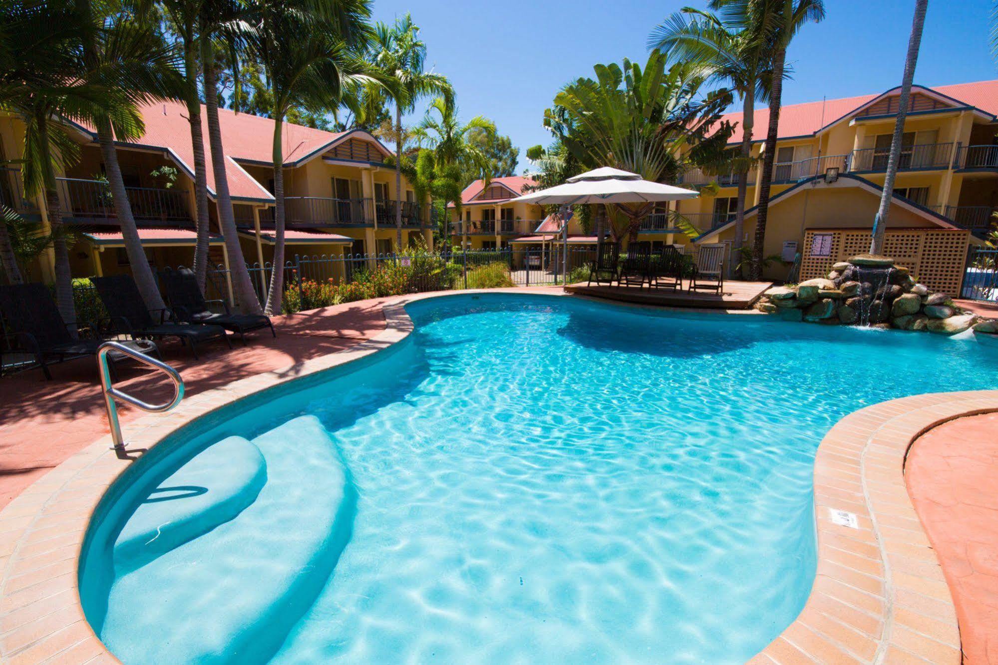 At Beach Court Holiday Villas Еърли Бийч Екстериор снимка